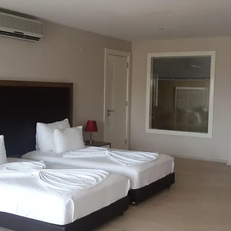 Ladies (adults Only) Apart-hotel Gokcealan