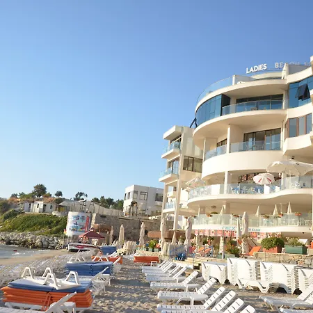 Ladies (adults Only) Hotel apartamentowy 5*