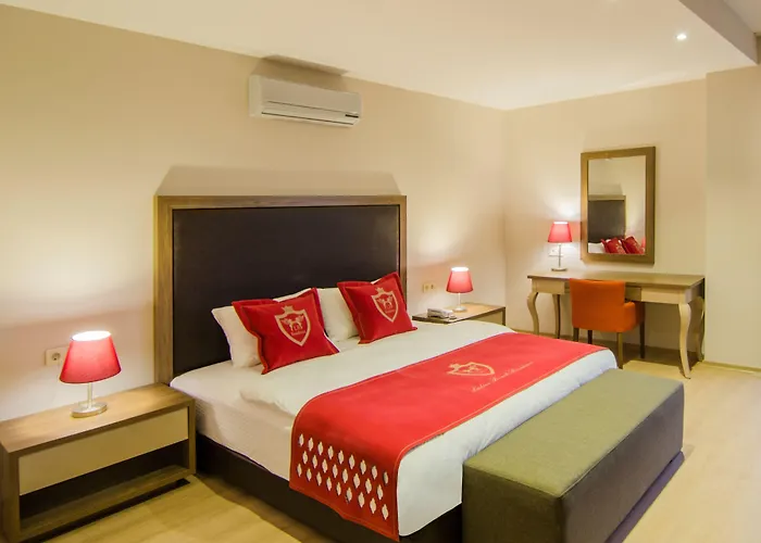 Ladies (adults Only) Apart-hotel