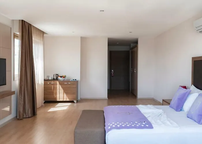 Apart-hotel Ladies (adults Only) Gokcealan