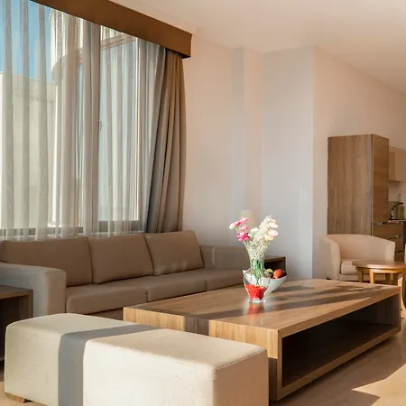 Apartahotel Ladies (adults Only)