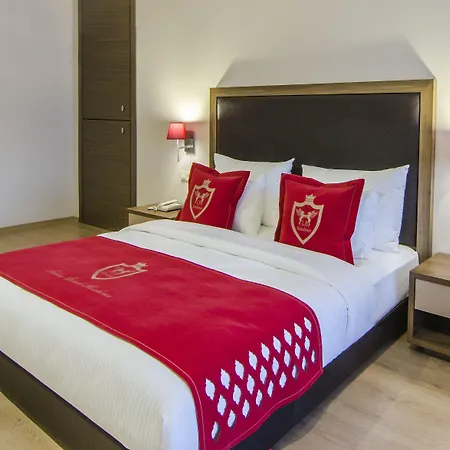 Ladies (adults Only) Aparthotel