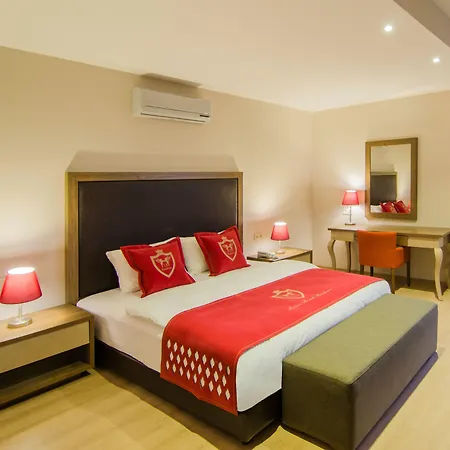 Ladies (adults Only) Aparthotel