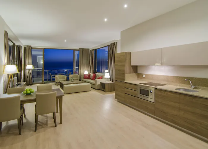 Ladies (adults Only) מלון דירות Gokcealan