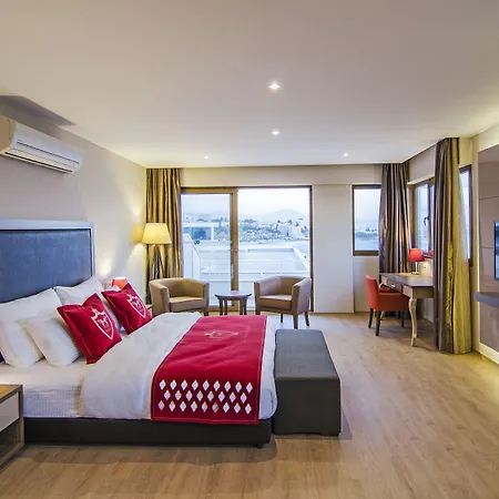 Ladies (adults Only) Aparthotel 5*