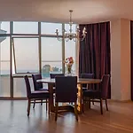 Hotel apartamentowy Ladies (adults Only) 5*